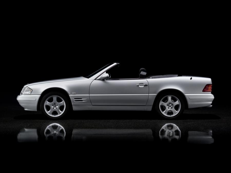  Mercedes-Benz SL500 1993 года  (фото 4 из 15)